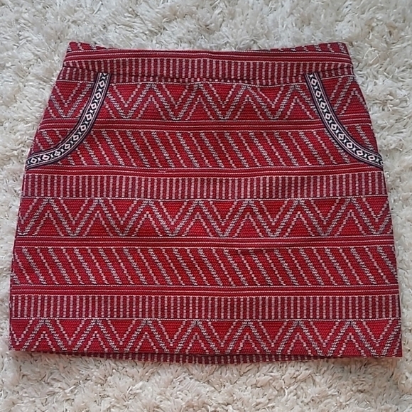 JustFab Jacquard Tapestry Woven A-Line Mini Skirt XS Red White - Picture 7 of 17